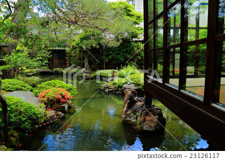 Yasuyuki Naikawa Cloisonnum紀念館 23126117