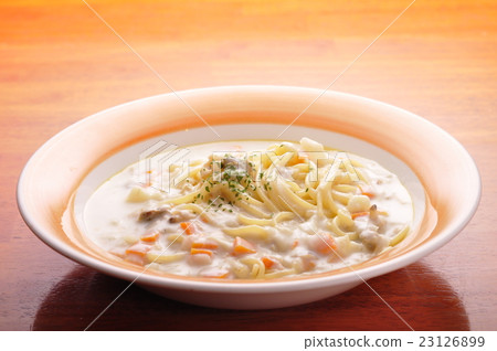 Clam chowder soup spaghetti Clam chowder soup spaghetti 23126899
