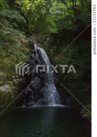 Red Eye Shimpaki Falls, Mie Prefecture, Japan 23131761