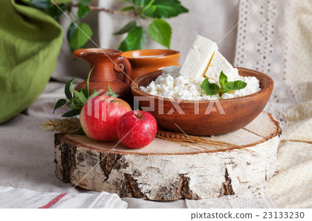 rustic dairy products still life rustic dairy products still life 23133230