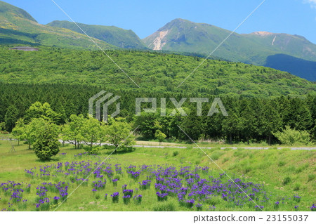 初夏著名的山脈 初夏著名的山脈 23155037