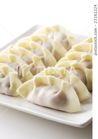 A dumpling making dumpling A dumpling making dumpling 23161224