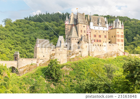 Burg Eltz Castle 23163848