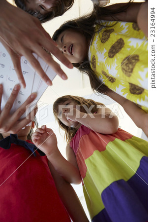 Children's English conversation class scenery Children's English conversation class scenery 23164994