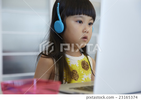 Edtech image Edtech image 23165374