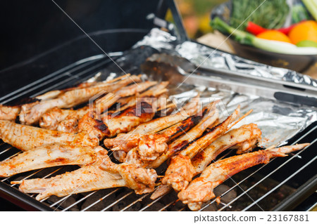 grilled chicken wings grilled chicken wings 23167881