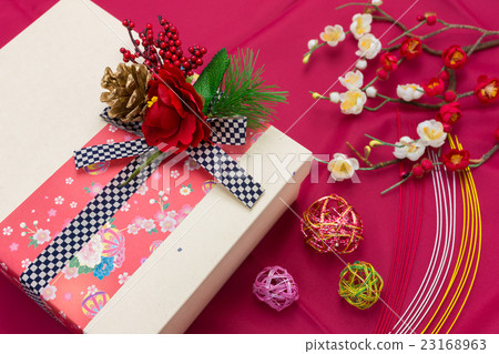 New Year's greetings 23168963