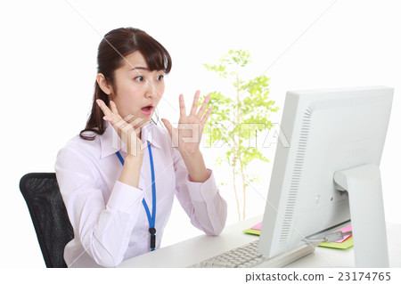 Amazing business woman 23174765