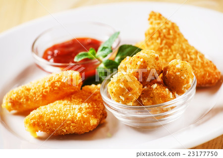 Fried Mozzarella 23177750