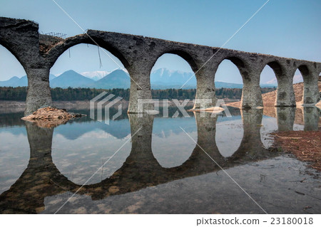 Taushu Bet River Bridge 23180018