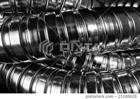 Modern chrome hose 23180628