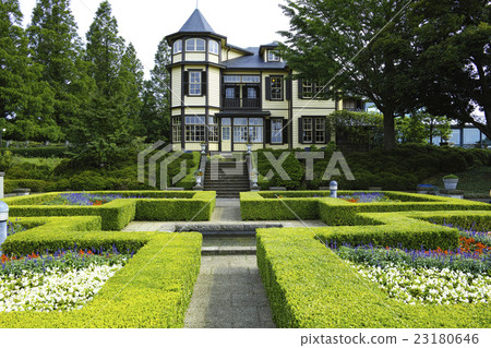 Italian mountain garden diplomat's house 23180646