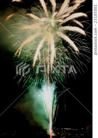 Summer fireworks on the Chikumagawa riverbed Summer fireworks on the Chikumagawa riverbed 23185801