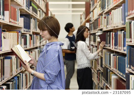 大學圖書館 23187095