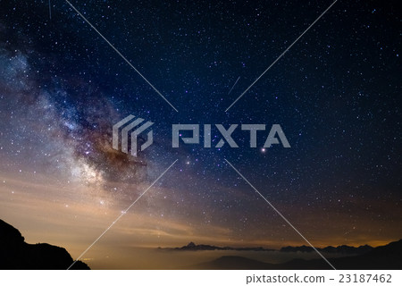 The outstanding beauty of the Milky Way The outstanding beauty of the Milky Way 23187462