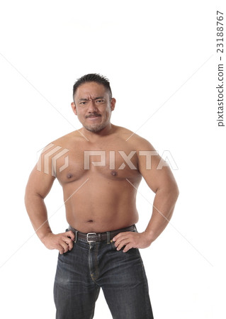 Powerful male image 23188767