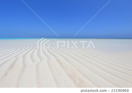 Yorigahama, Yoron Island 23190968