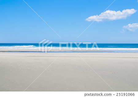 Karekare beach in New Zealand 23191066