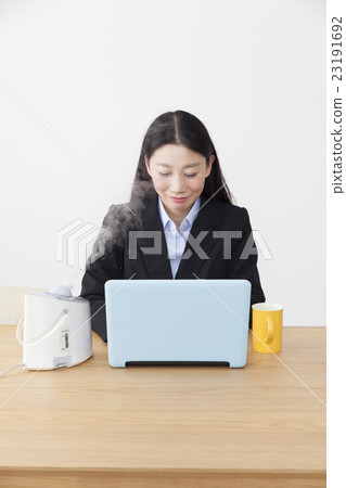 OL可防止皮膚乾燥 OL可防止皮膚乾燥 23191692