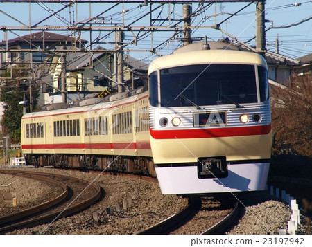 Seibu 10000 series old red arrow color Seibu Ikebukuro line Tokorozawa ~ Akitsu 23197942