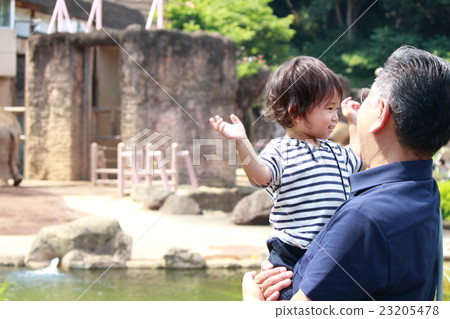 Grandpa and grandchild (1 year 5 months) Grandpa and grandchild (1 year 5 months) 23205478