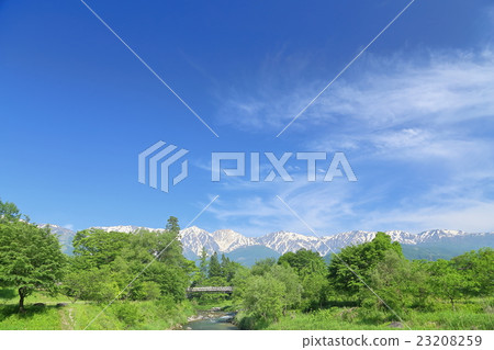信州長野新綠和北阿爾卑斯山 信州長野新綠和北阿爾卑斯山 23208259