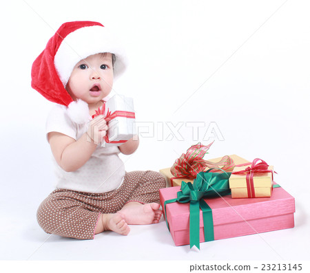 Little baby celebrates Christmas Little baby celebrates Christmas 23213145