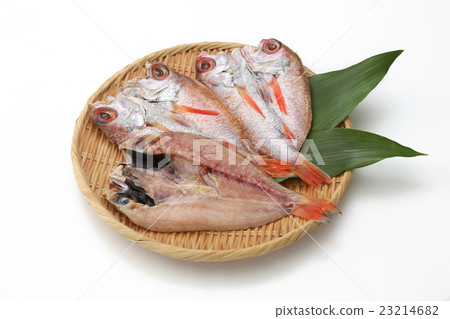 Foodstuff fish overnight dried sea bream Fish and shellfish Dried fish Luxury fish Overnight dried no bread dried fish bamboo grass 23214682