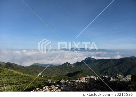 Yatsugatake和Mt. Ruisan從山路觀看 23215586