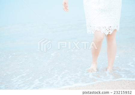 Seaside female legs 23215932