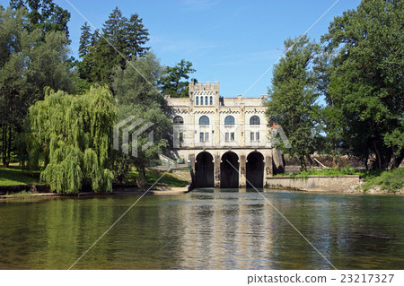 Hydroelectric power plant, Ozalj 23217327