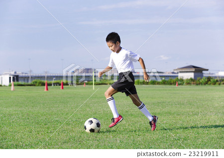 Boys playing soccer Boys' soccer boys boys primary school football 23219911