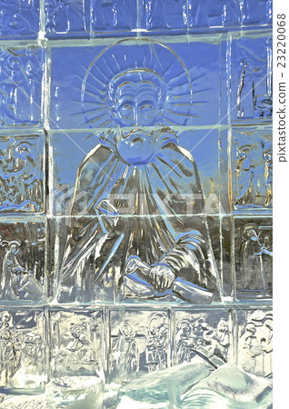 聖徒雕塑由冰製成 23220068