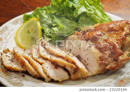 Roast chicken 23220184