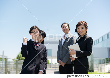 Girls high school girls who play guts with a blue sky and teacher Girls high school girls who play guts with a blue sky and teacher 23221632