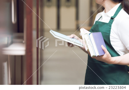 A library A library 23223804