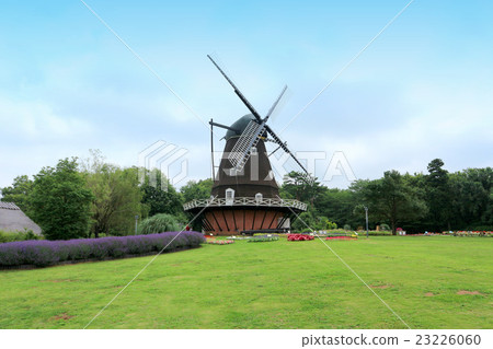 船橋安徒生公園童話山和風車(7月)船橋,千葉 船橋安徒生公園童話山和風車(7月)船橋,千葉 23226060