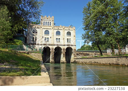 Hydroelectric power plant, Ozalj 23227138