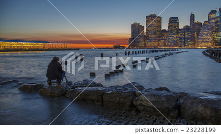 Taking a picture of Manhattan Taking a picture of Manhattan 23228199