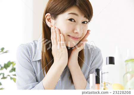 Beauty makeup makeup female beauty young woman skin care business woman 23228208