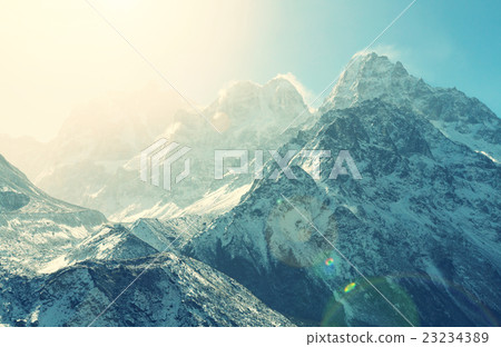 Kanchenjunga region 23234389