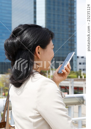 智能手機業務女人 23235124