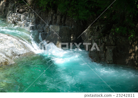 阿吉河谷 - 牛深（長野縣小川村） 23242811