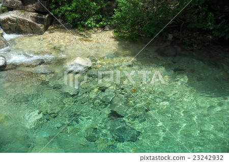 A temple Valley - Bears deep (Nagano Prefecture Ogawa Village) A temple Valley - Bears deep (Nagano Prefecture Ogawa Village) 23242932
