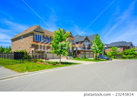 Custom built luxury house in the suburbs of Custom built luxury house in the suburbs of 23243634
