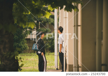 初中生 中學生 國中生 23243700