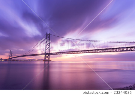 Dawn of Akashi Kaikyo Bridge Dawn of Akashi Kaikyo Bridge 23244085