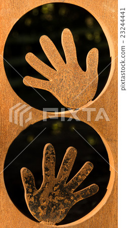 Steel Hands 23244441