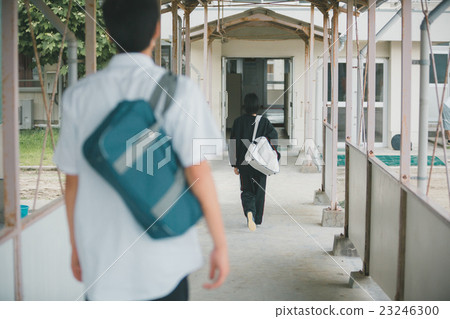 junior high school student, junior high student, middle school student 23246300