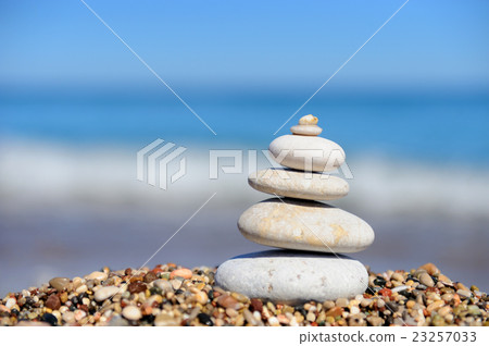 Stack of pebble stones 23257033